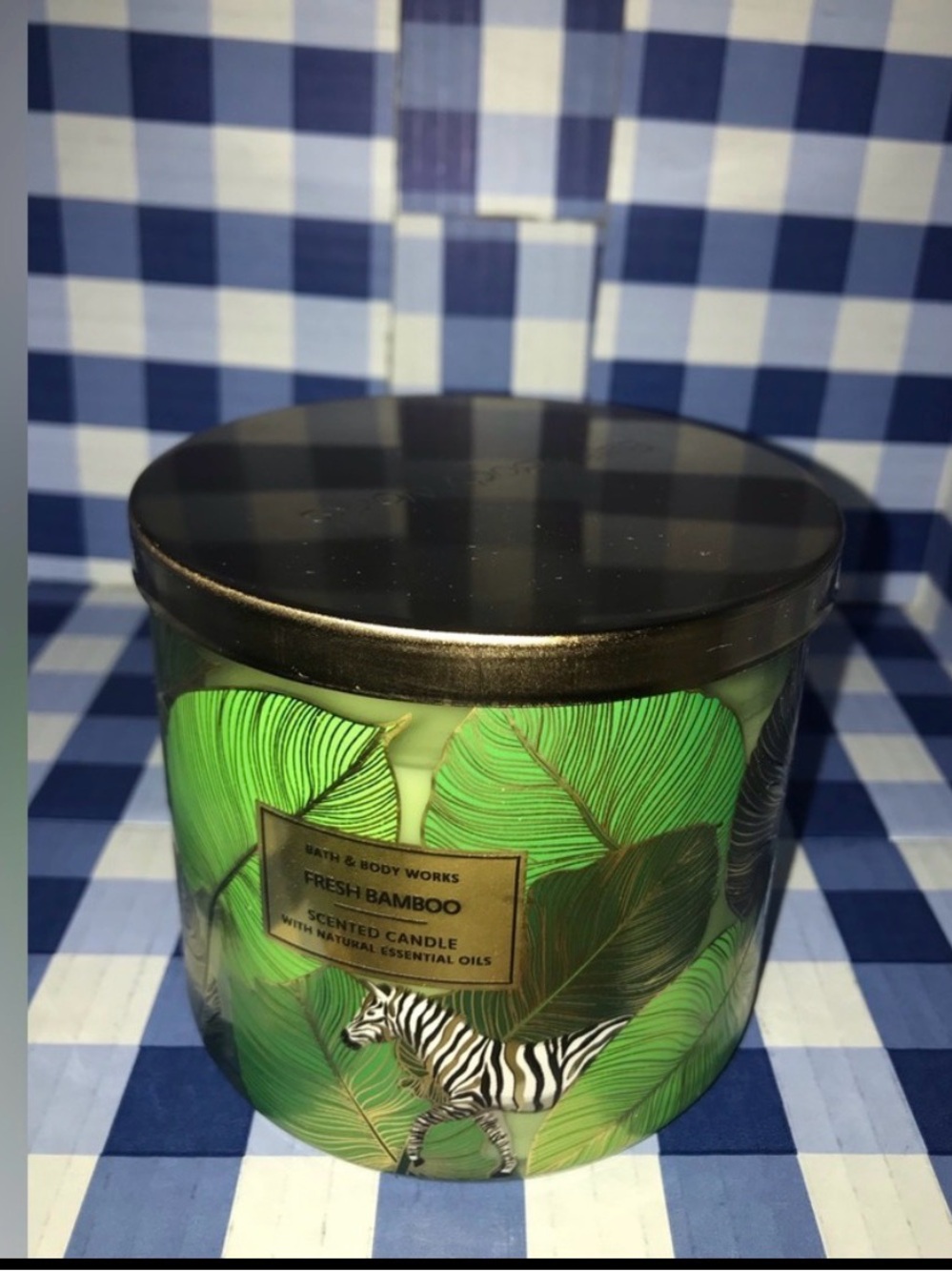 NEW Bath and Body Works 3 Wick Candle - Picture 2 of 2